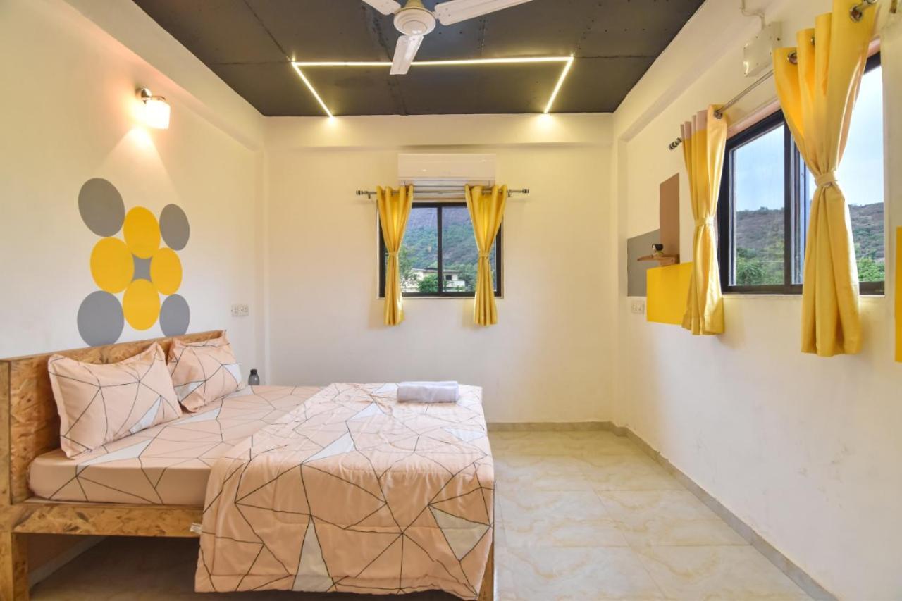 Empyrean Stay Ll 3Bhk Ll Jaguar Villa Ll Ac Ll Pvt Pool Ll Luxury Lonavala Eksteriør bilde